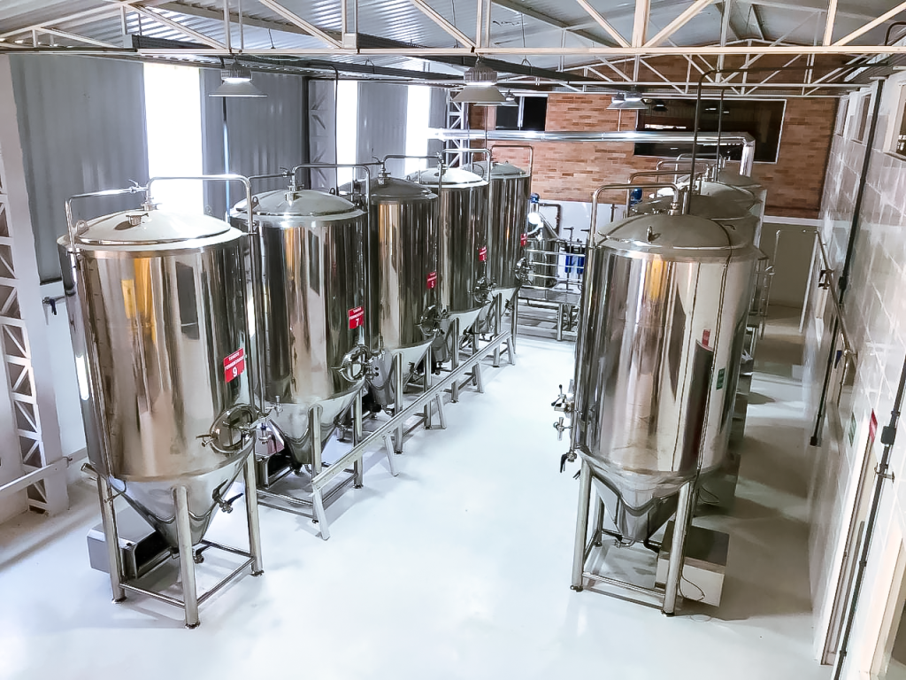 Tanque fermentador Auto Refrigerado